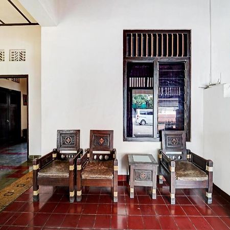 Oyo 90676 Oryza Hotel Yogyakarta Exterior photo